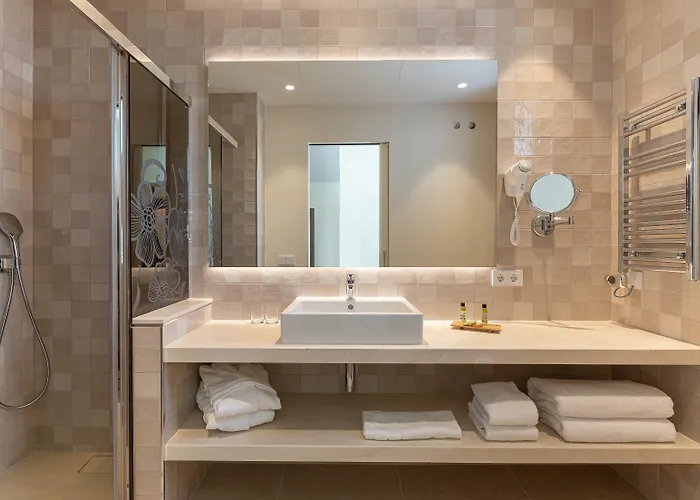 El Pilar Andalucia 酒店