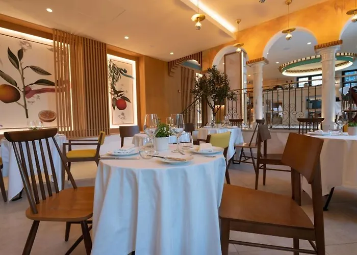 El Pilar Andalucia 酒店 4*