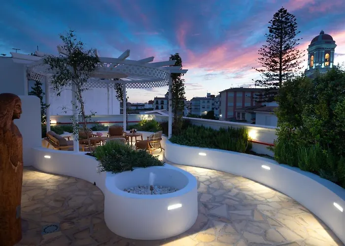 El Pilar Andalucia 埃斯特波纳