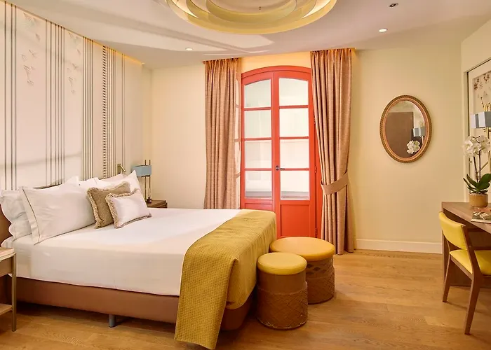 El Pilar Andalucia Hotell 4*