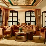 El Pilar Andalucia 에스테포나