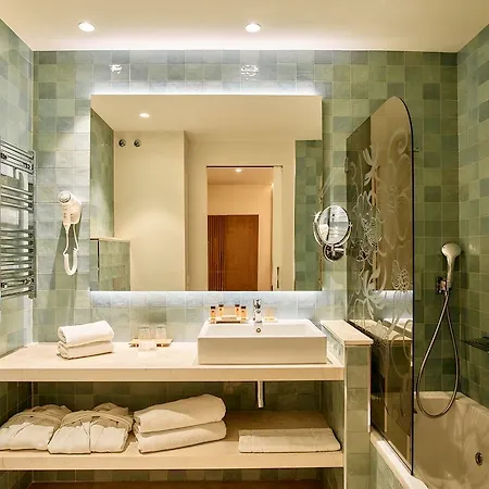 El Pilar Andalucia Hotel